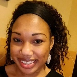 Meet your Posher, Rose